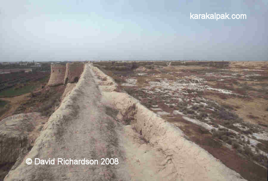 Double walls at Big Gu'ldu'rsin Qala