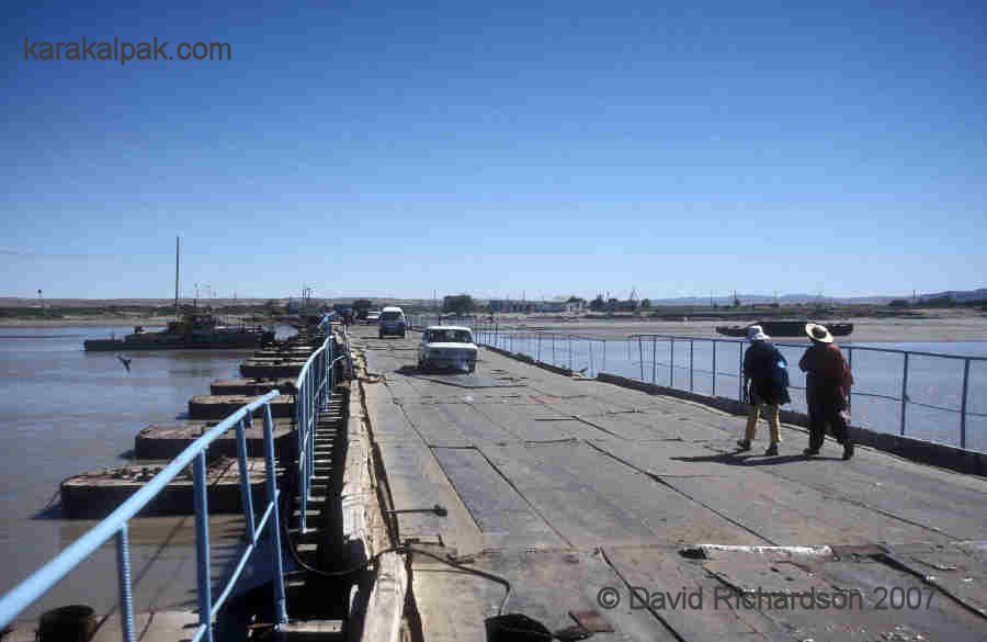 The Man'git to Qipchaq pontoon bridge