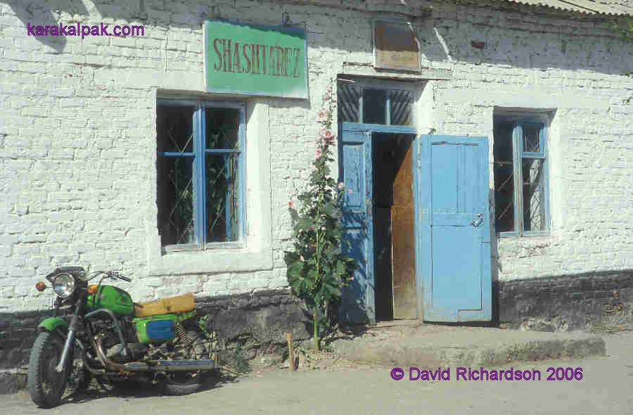 Small shop in Kegeyli